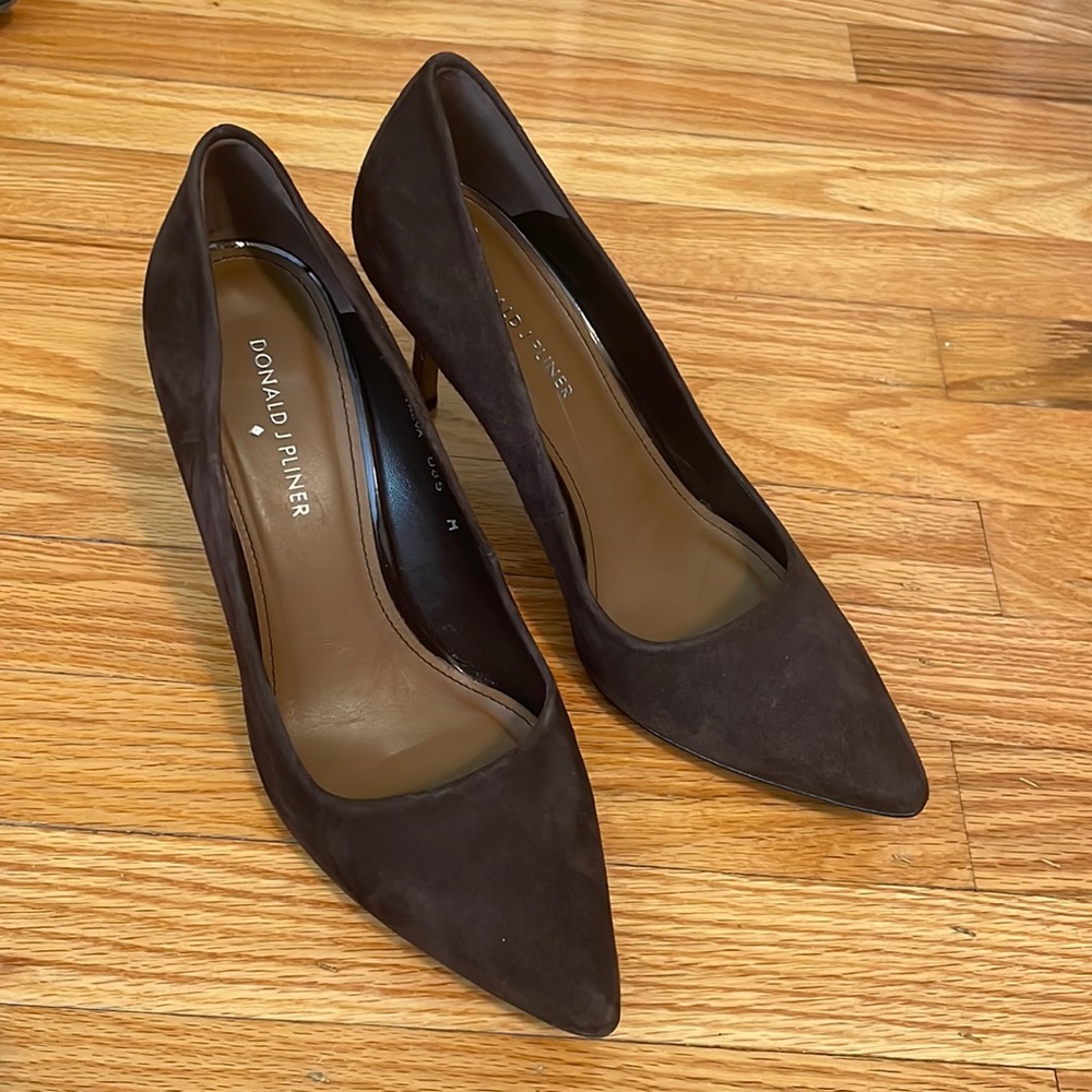 Donald J. Pliner Chocolate Brown Suede Pumps Size 8.5